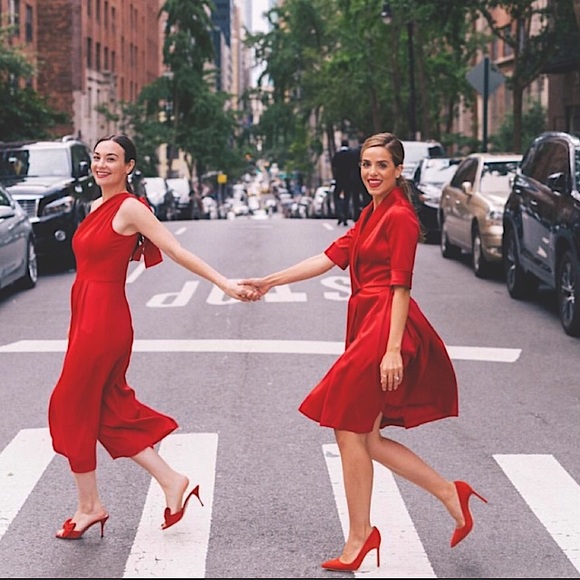 Gal Meets Glam Ruby Holiday Dress - Picture 3 of 5